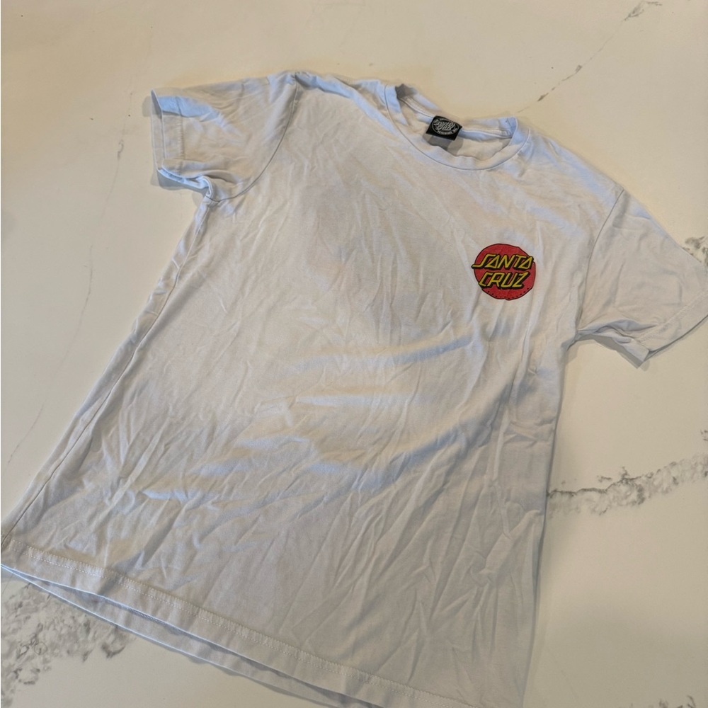 Adult small Santa Cruz t-shirt